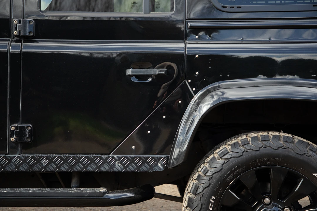 2015 Land Rover Defender 110 - Image 31 of 31