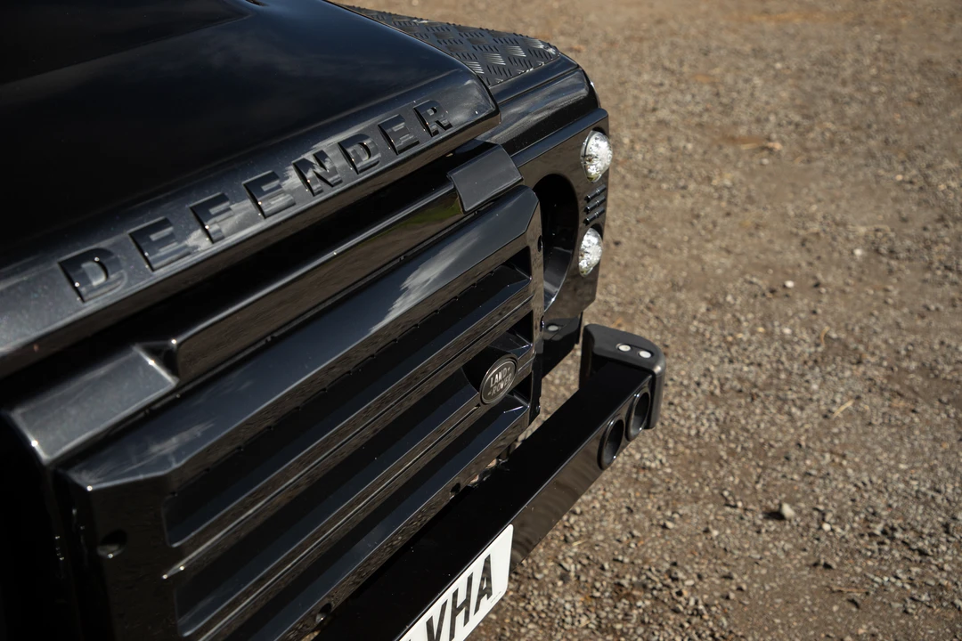 2015 Land Rover Defender 110 - Image 28 of 31