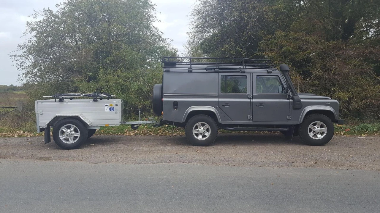 2015 Land Rover Defender 110 - Image 12 of 31