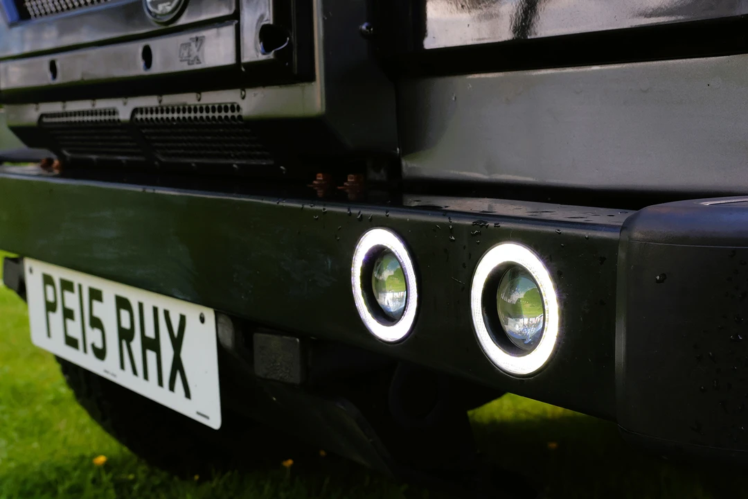 2015 Land Rover Defender 110 - Image 12 of 31