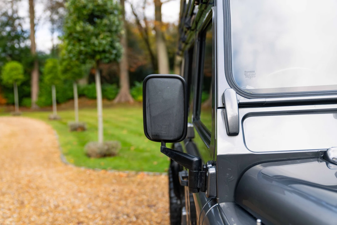 2015 Land Rover Defender 110 - Image 29 of 31