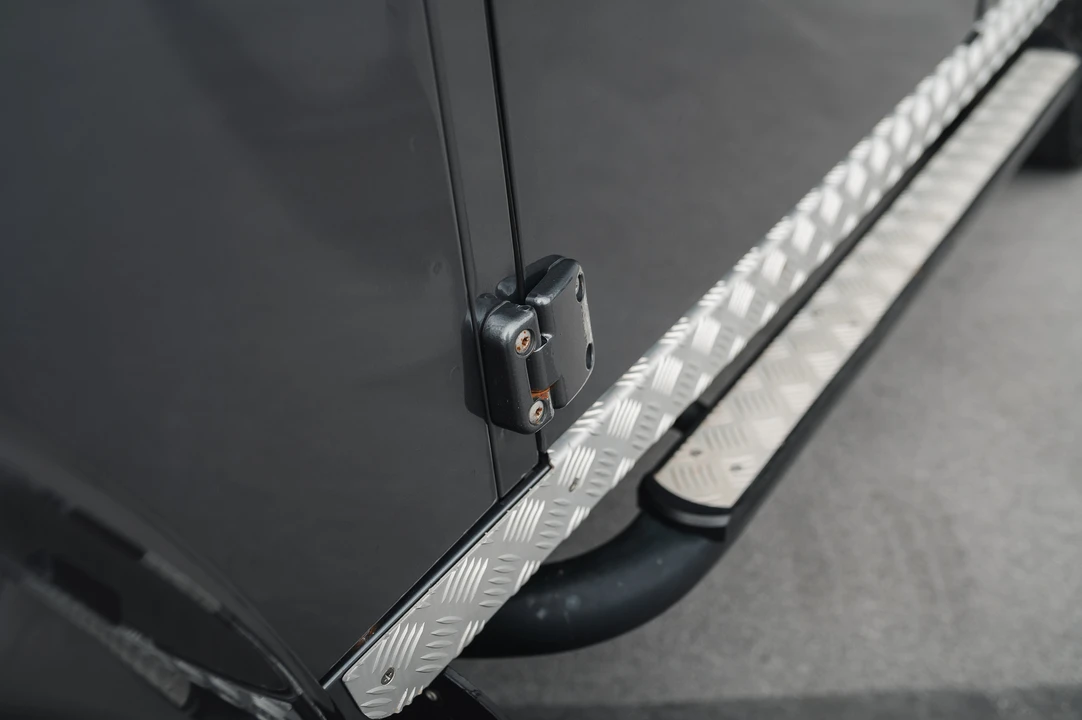 2015 Land Rover Defender 110 - Image 20 of 31
