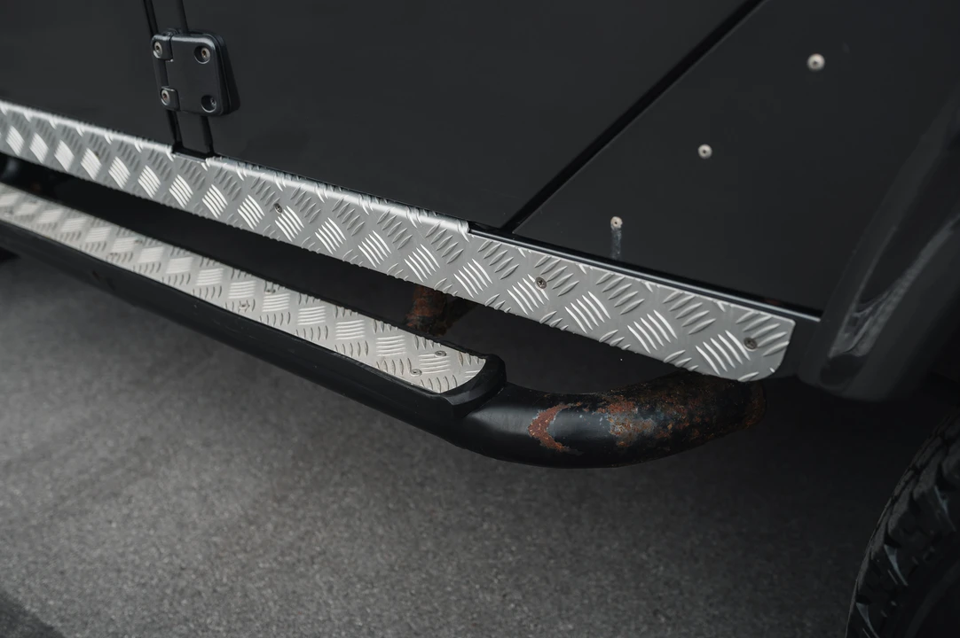 2015 Land Rover Defender 110 - Image 26 of 31