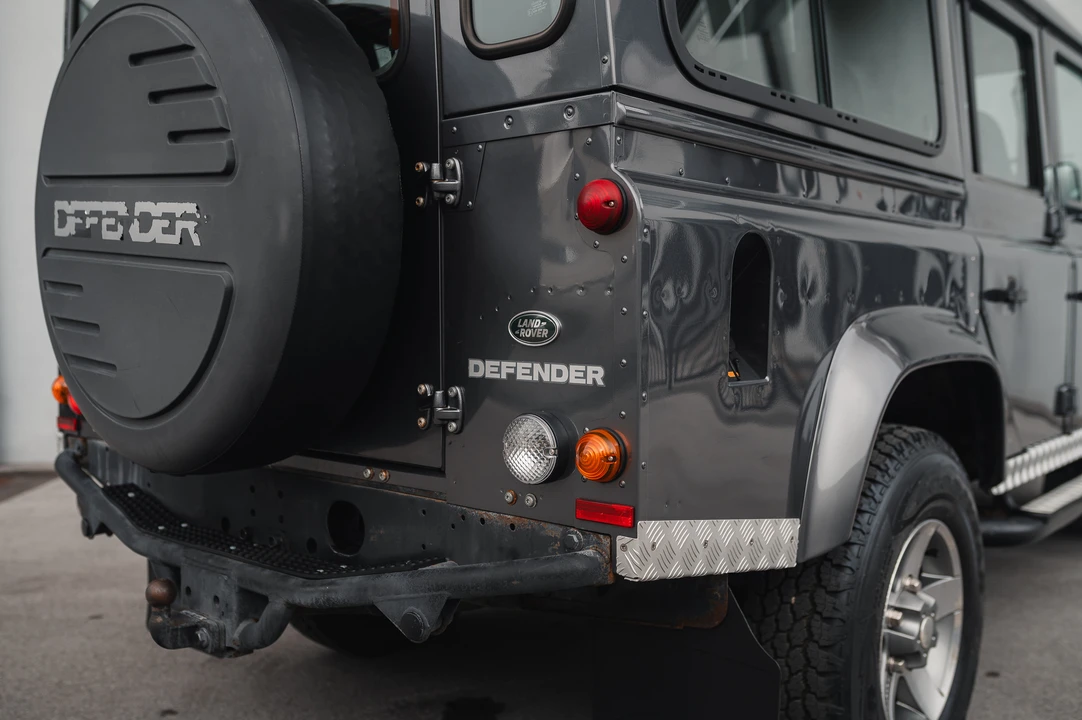 2015 Land Rover Defender 110 - Image 31 of 31