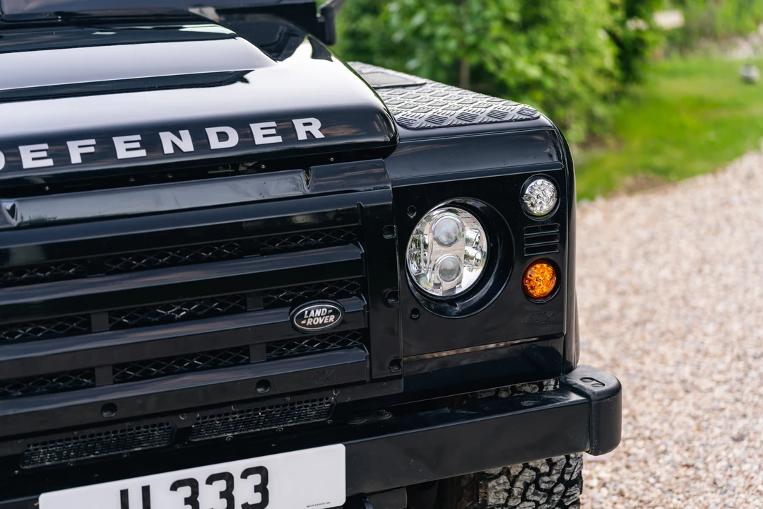 2015 Land Rover Defender 110 - Image 30 of 31