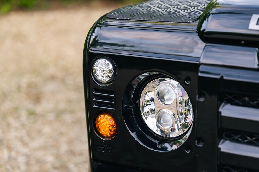 2015 Land Rover Defender 110 - Image 31 of 31