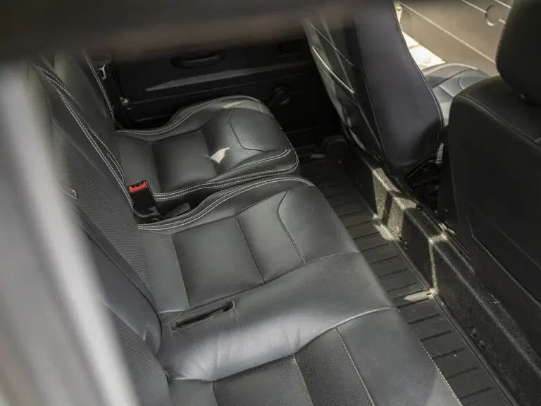 2015 Land Rover Defender 110 - Image 21 of 31