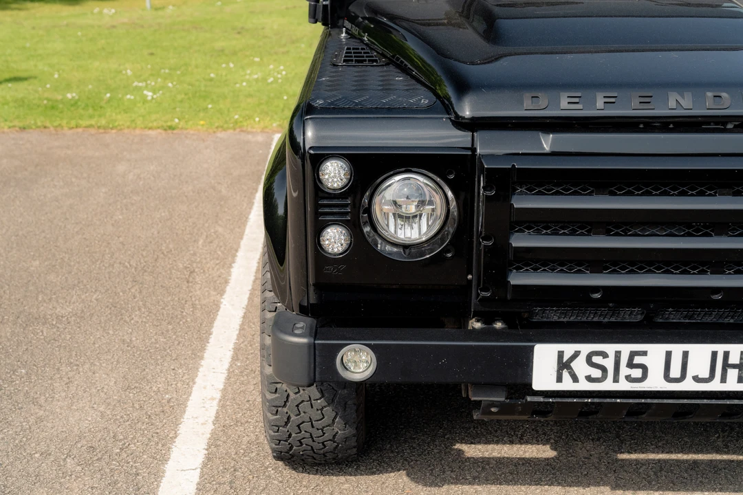 2015 Land Rover Defender 110 - Image 21 of 31