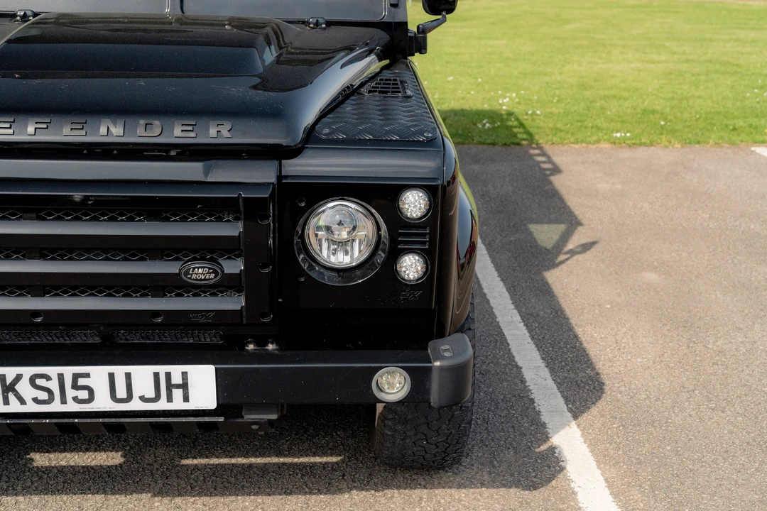 2015 Land Rover Defender 110 - Image 25 of 31