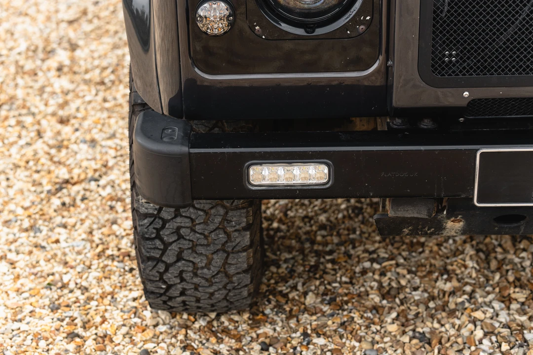 2015 Land Rover Defender 110 - Image 16 of 31