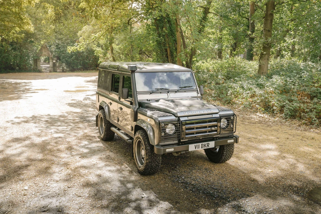 2013 Land Rover Defender 110 - Image 25 of 31