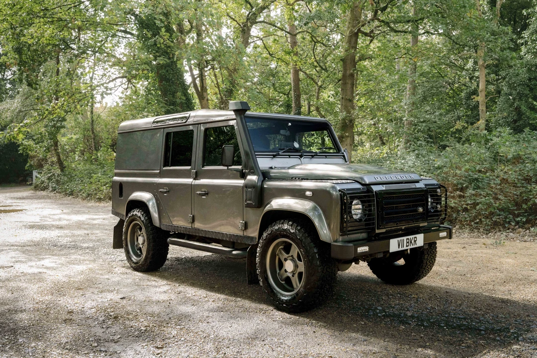 2013 Land Rover Defender 110 - Image 20 of 31
