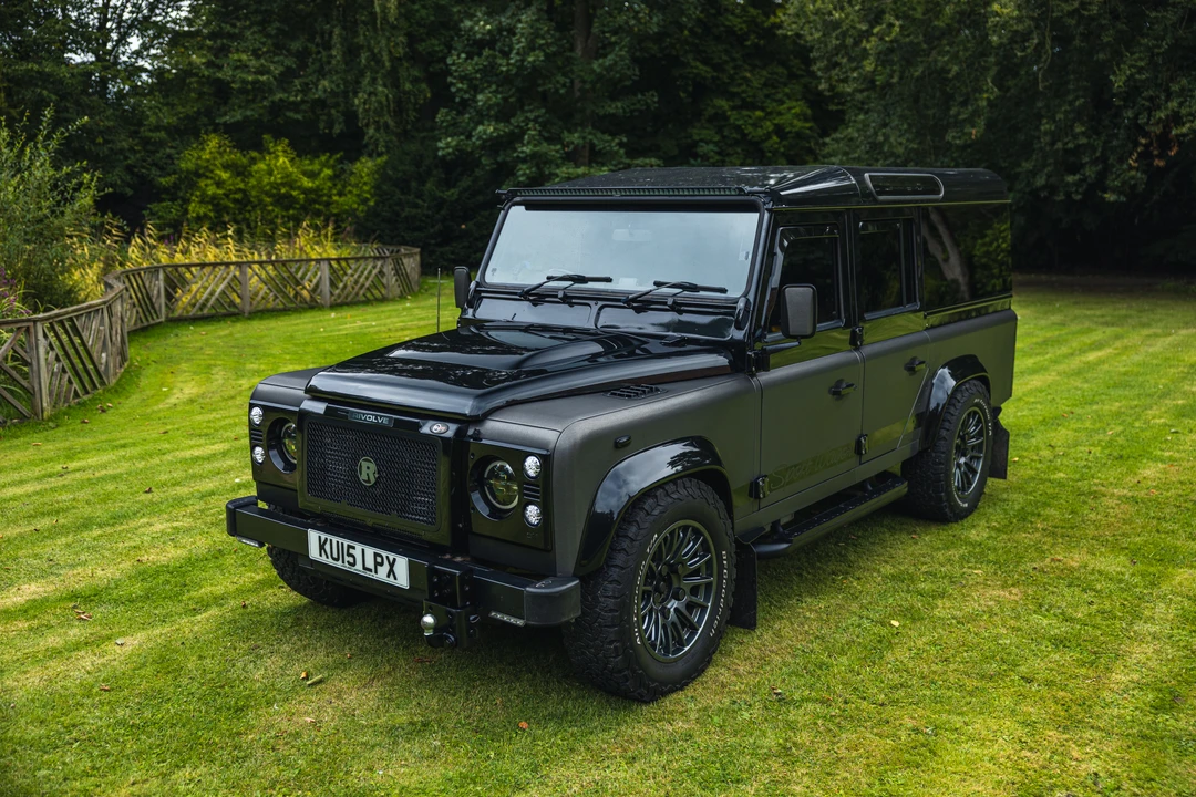 2015 Land Rover Defender 110 - Image 3 of 31