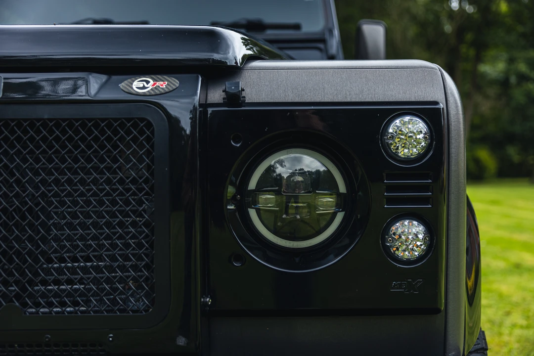 2015 Land Rover Defender 110 - Image 15 of 31