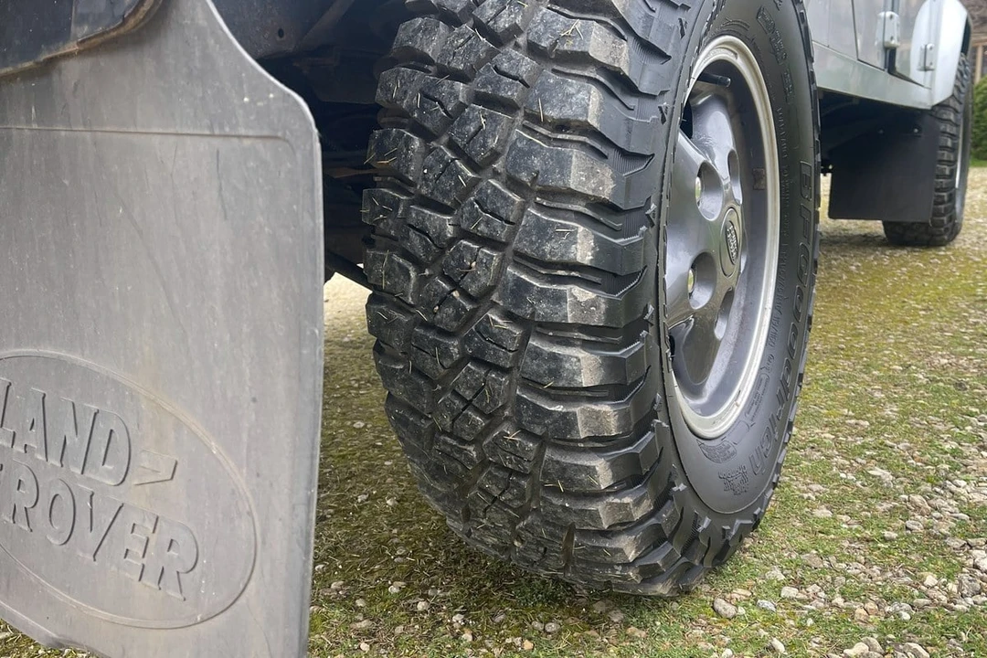 2015 Land Rover Defender 130 - Image 30 of 30