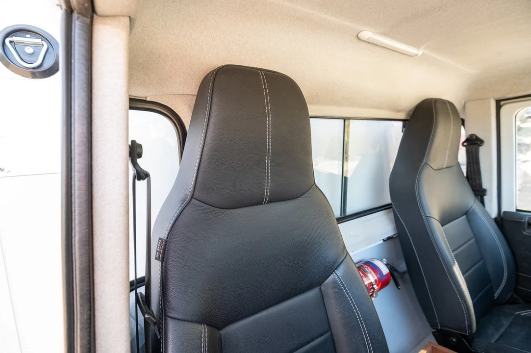 2015 Land Rover Defender 130 - Image 24 of 30