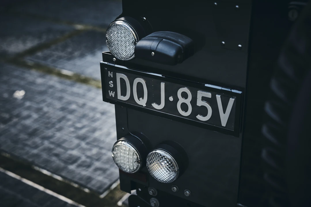 2015 Land Rover Defender 90 - Image 21 of 31