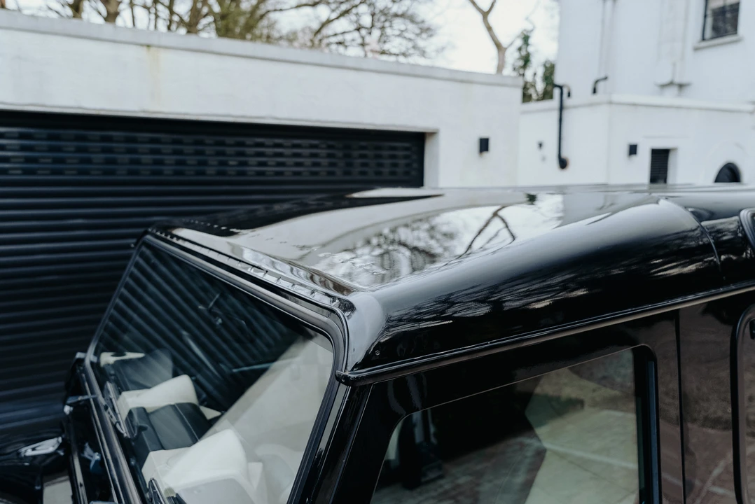 2015 Land Rover Defender 90 - Image 13 of 31
