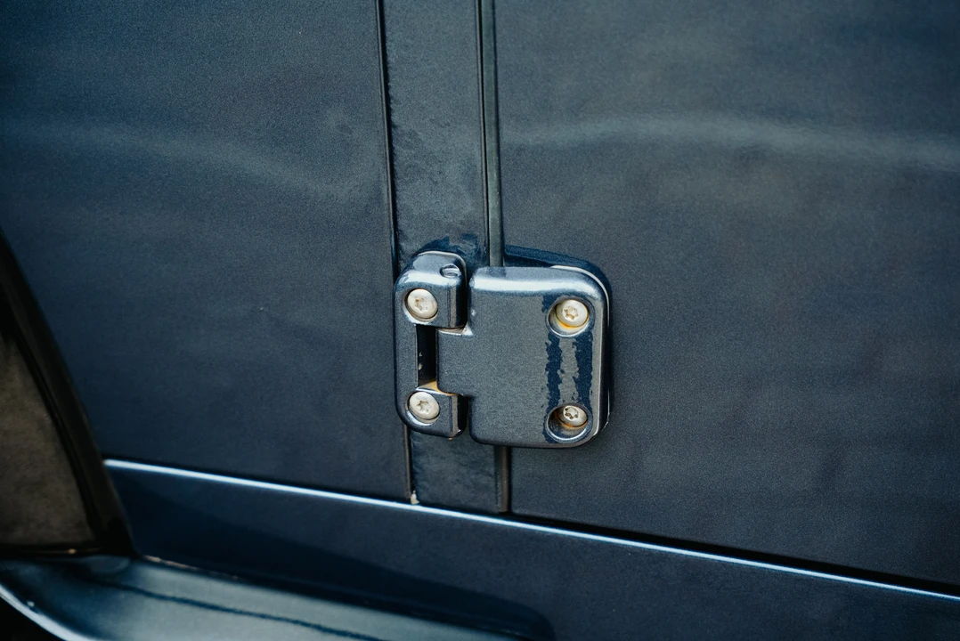 2015 Land Rover Defender 90 - Image 14 of 31