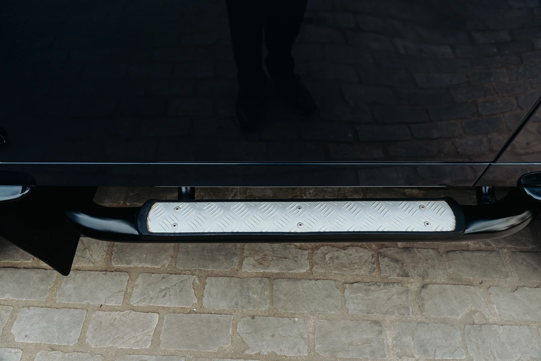 2015 Land Rover Defender 90 - Image 15 of 31