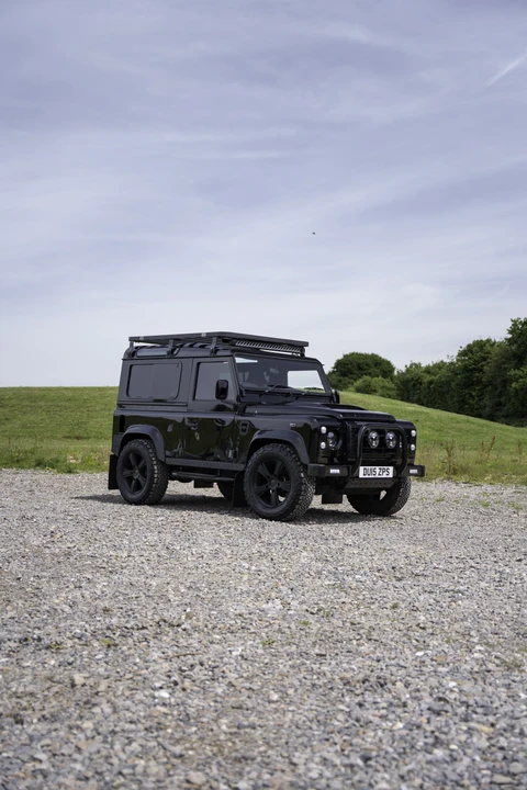 2015 Land Rover Defender 90 - Image 13 of 31