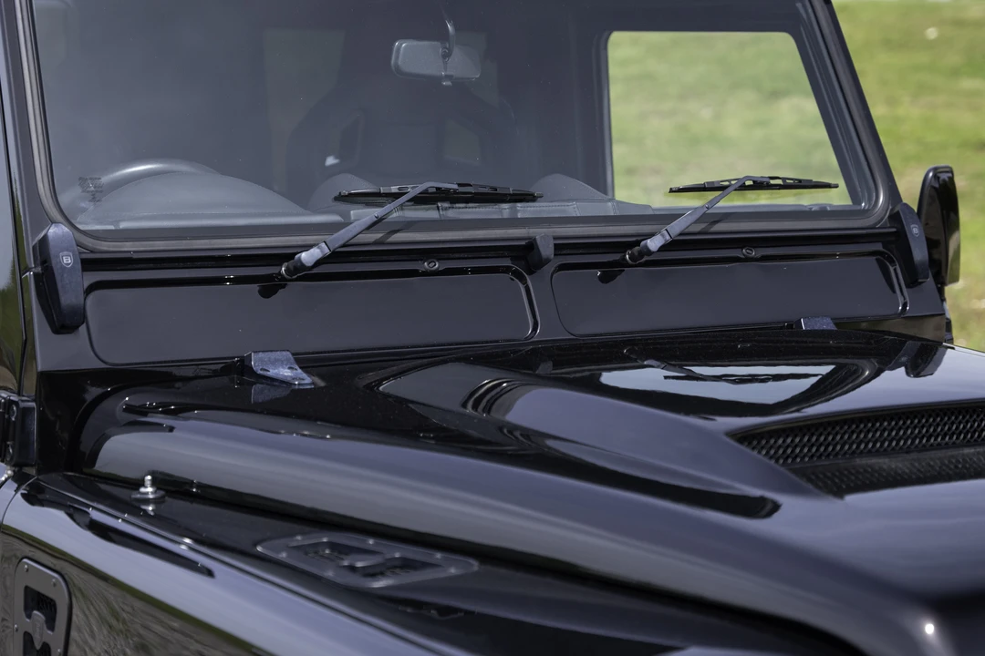 2015 Land Rover Defender 90 - Image 16 of 31