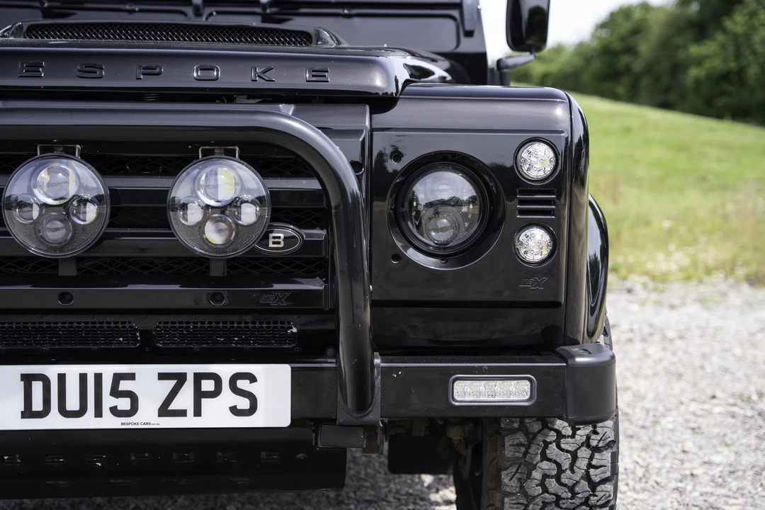2015 Land Rover Defender 90 - Image 20 of 31
