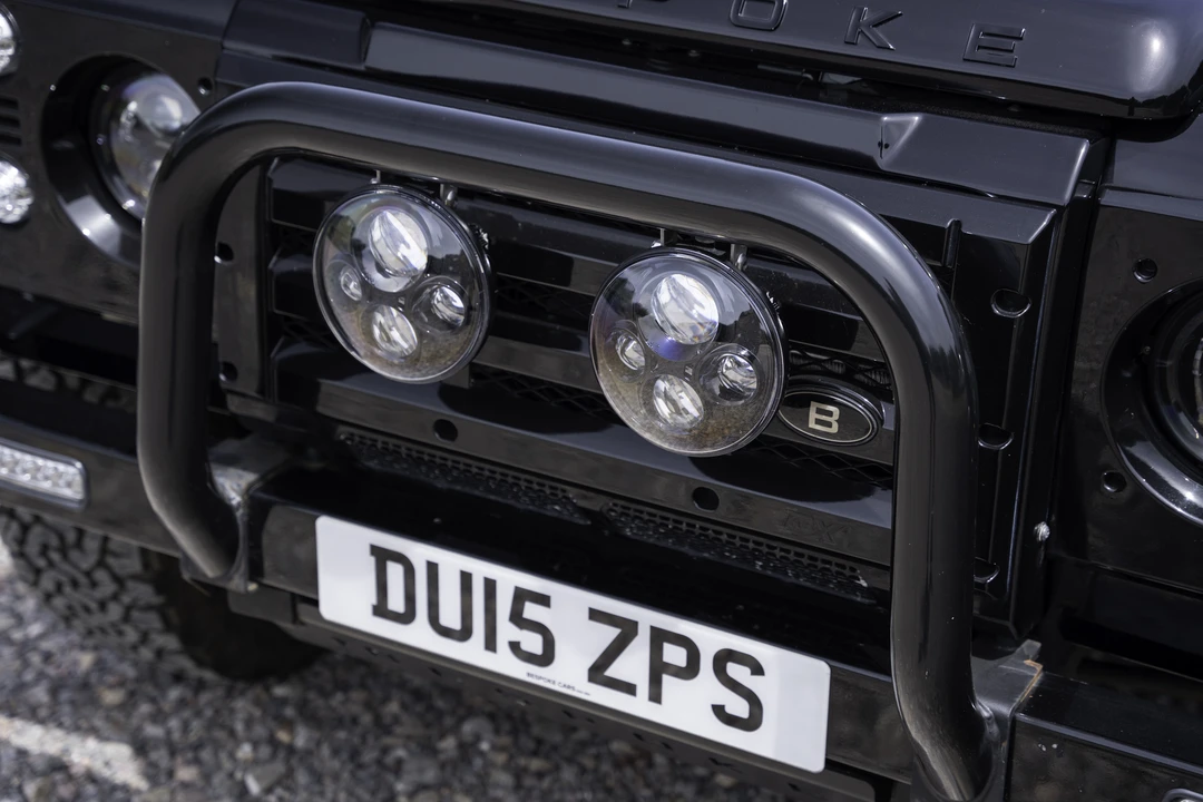 2015 Land Rover Defender 90 - Image 21 of 31