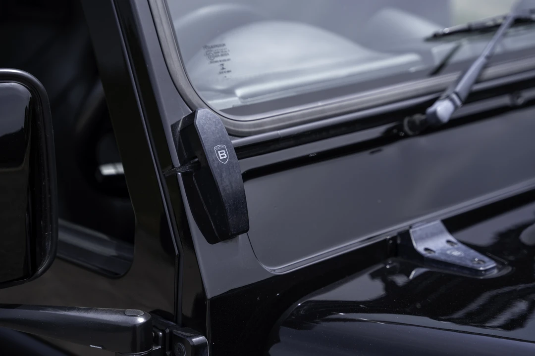 2015 Land Rover Defender 90 - Image 28 of 31