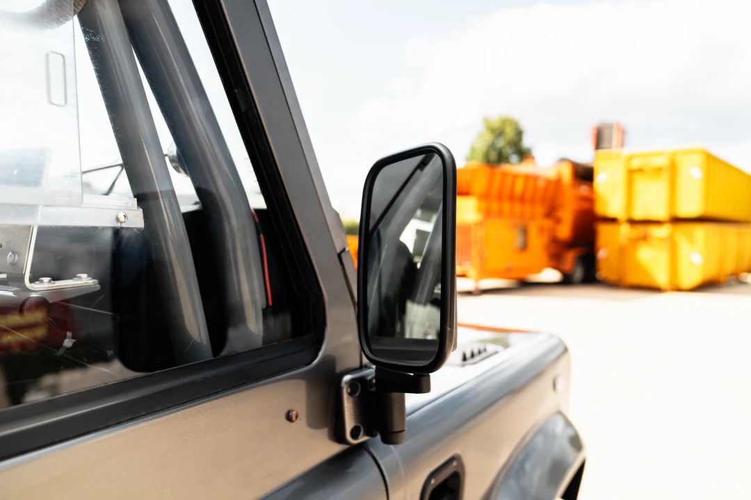 2015 Land Rover Defender 90 - Image 12 of 31