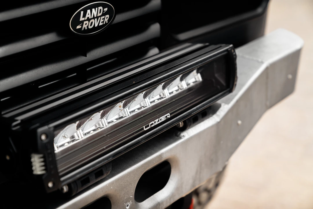 2015 Land Rover Defender 90 - Image 21 of 31