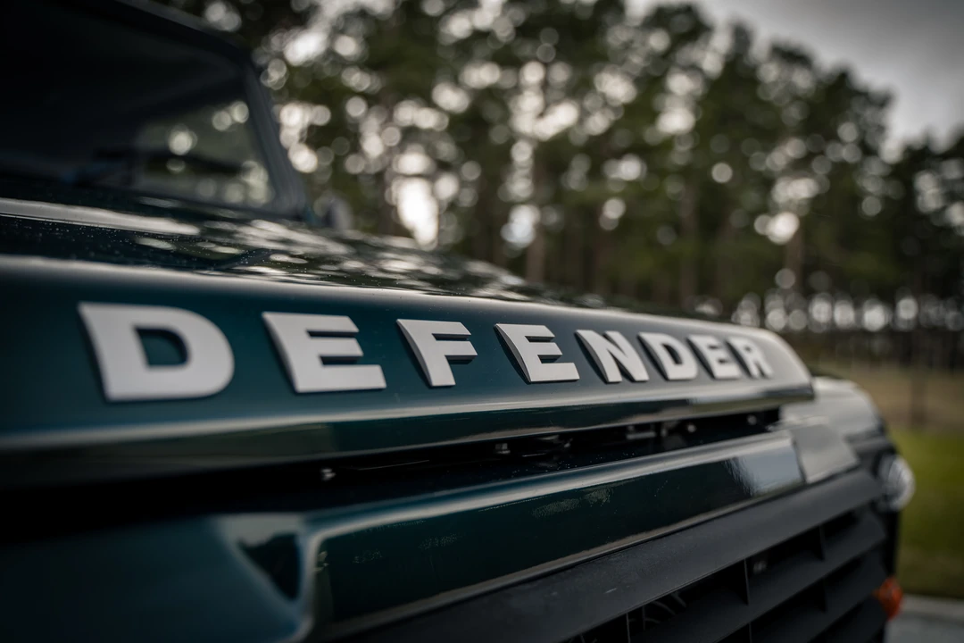 2015 Land Rover Defender 90 - Image 15 of 31
