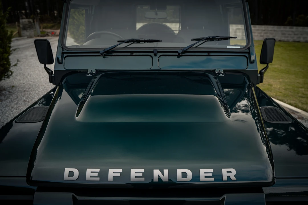 2015 Land Rover Defender 90 - Image 18 of 31