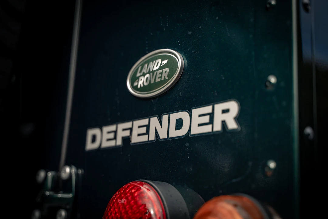 2015 Land Rover Defender 90 - Image 30 of 31