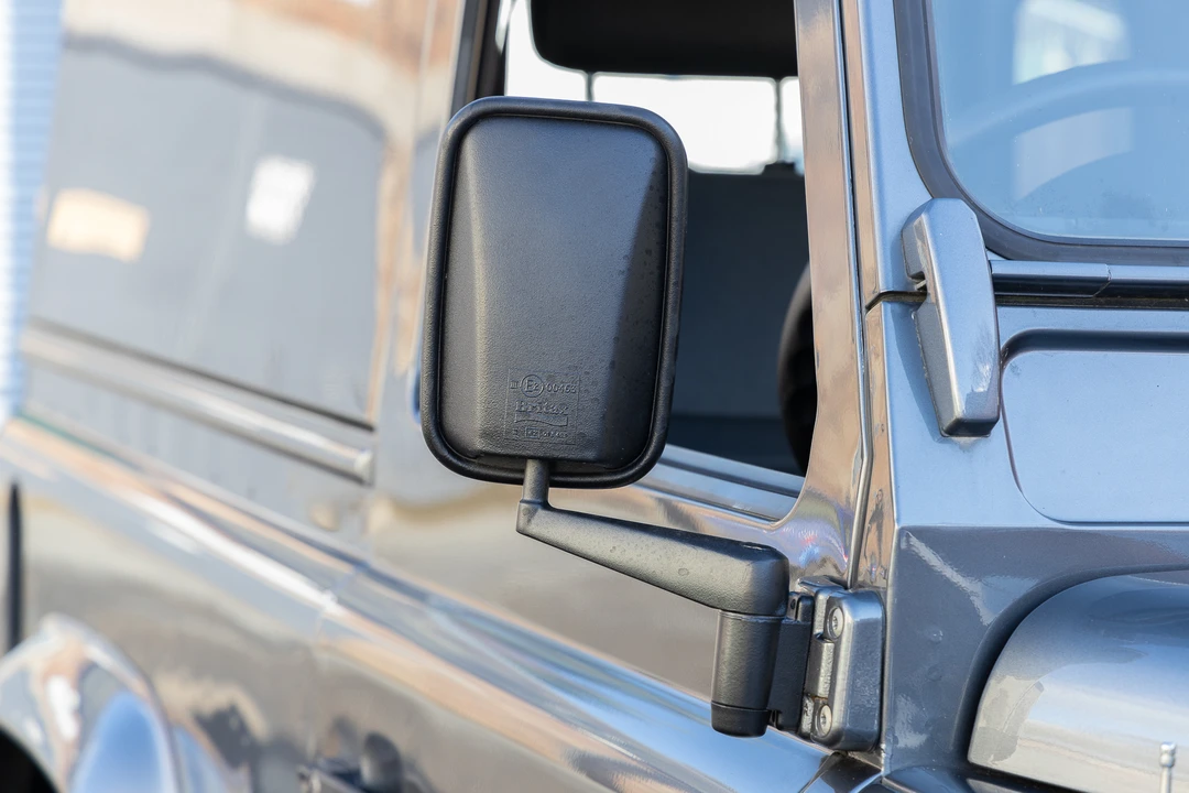 2015 Land Rover Defender 90 - Image 28 of 31