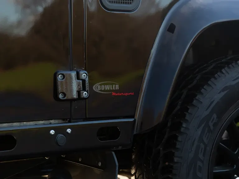 2015 Land Rover Defender 90 - Image 29 of 31