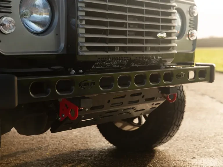 2015 Land Rover Defender 90 - Image 25 of 31
