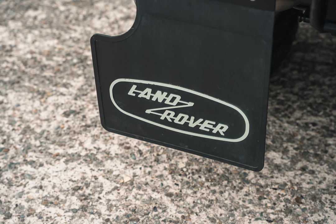 2015 Land Rover Defender 90 - Image 17 of 31