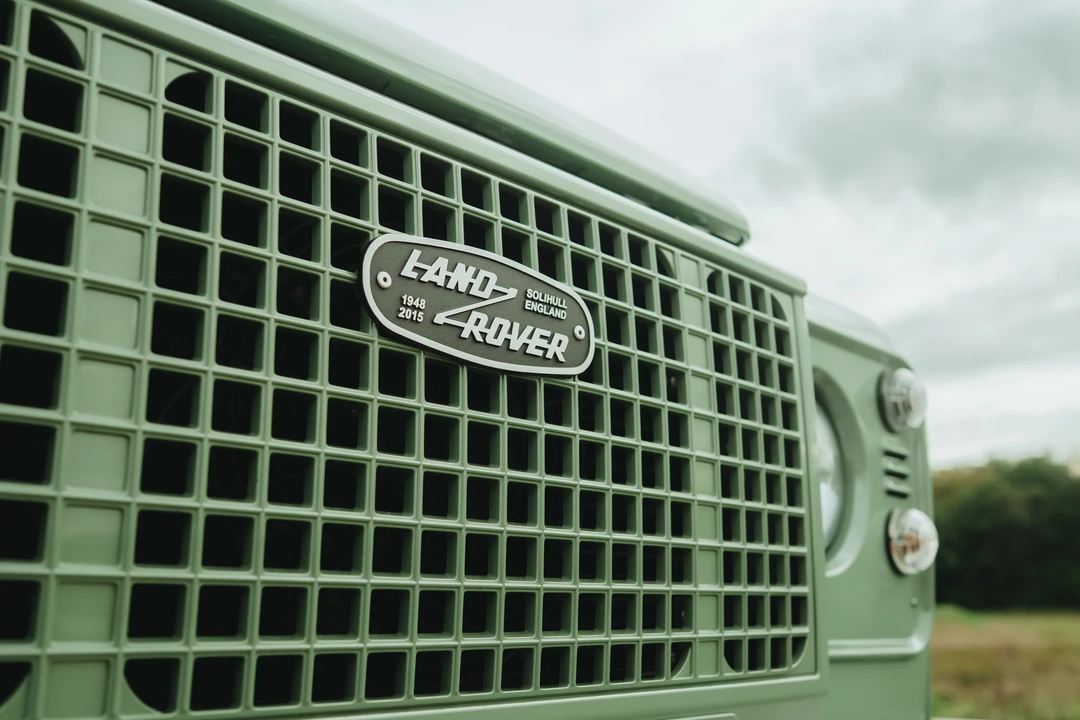 2015 Land Rover Defender 90 - Image 22 of 31
