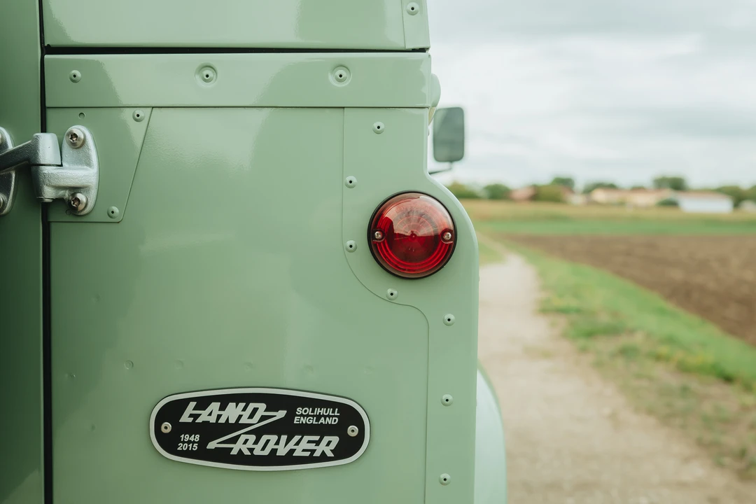 2015 Land Rover Defender 90 - Image 28 of 31
