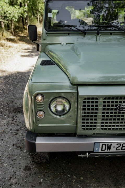 2015 Land Rover Defender 90 - Image 31 of 31