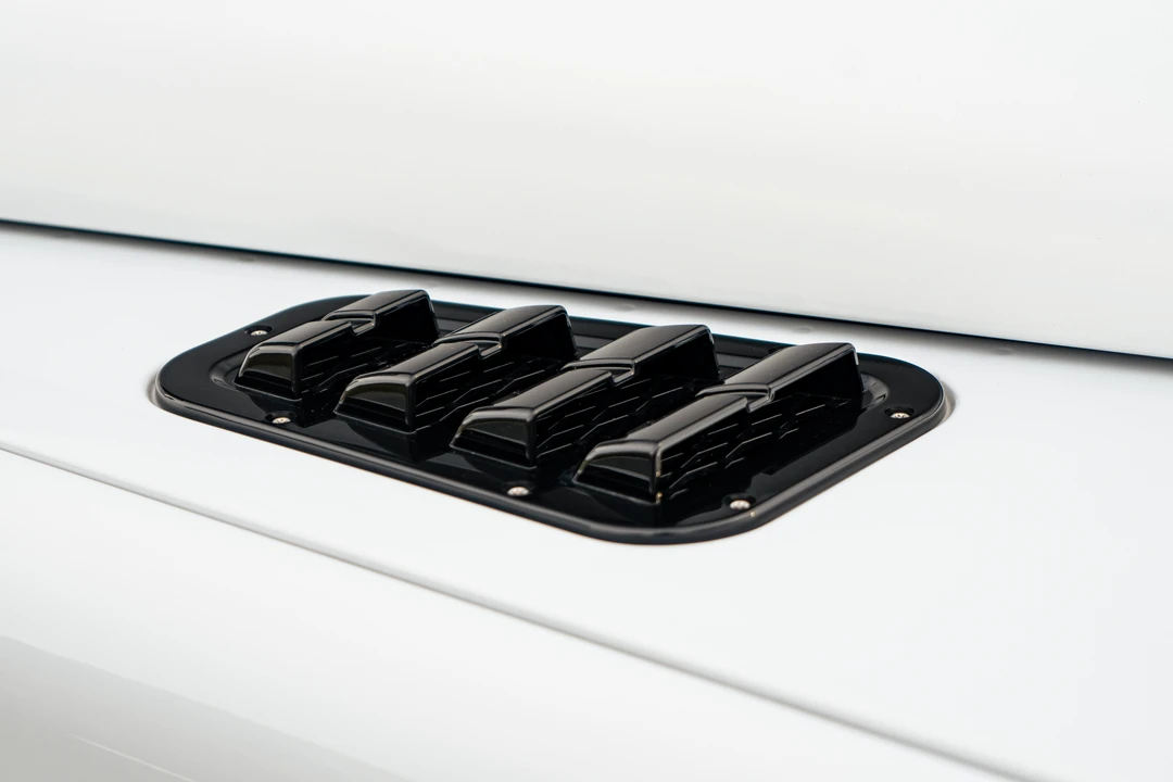 2015 Land Rover Defender 90 - Image 24 of 25