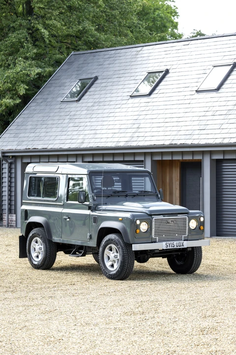 2015 Land Rover Defender 90 - Image 20 of 31
