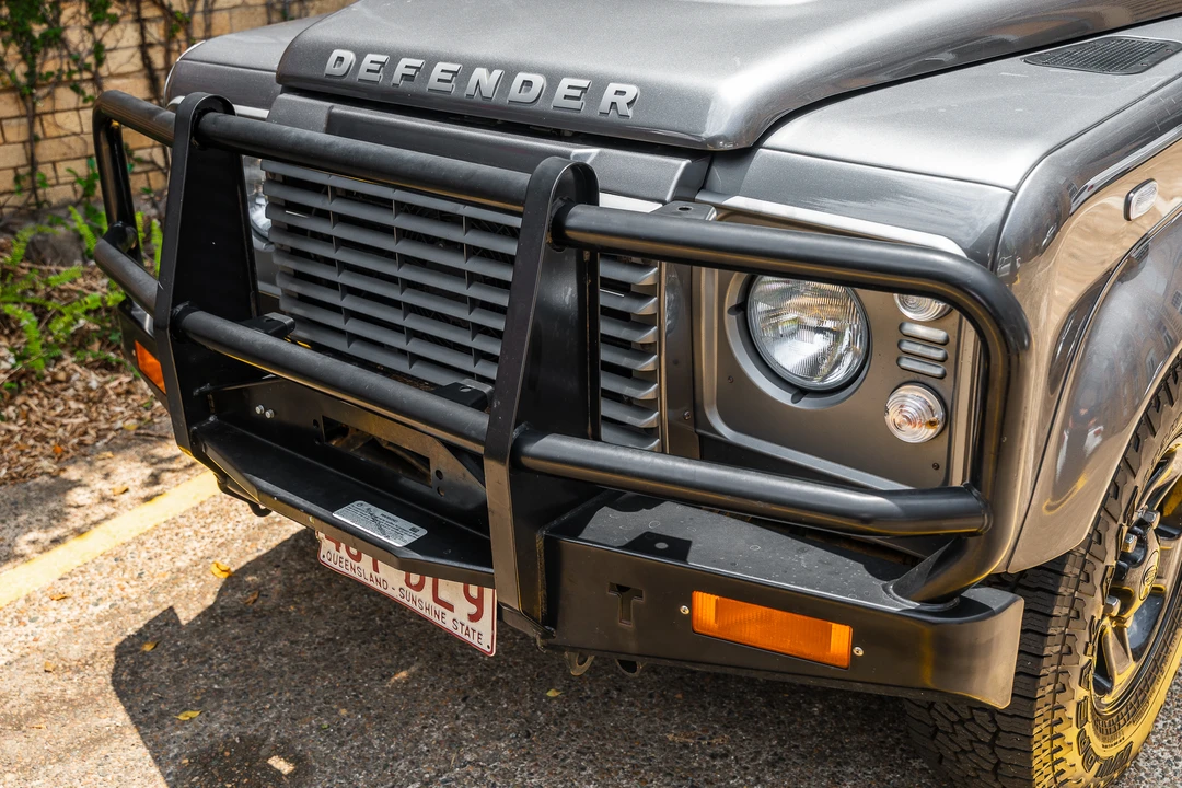 2015 Land Rover Defender 90 - Image 30 of 31