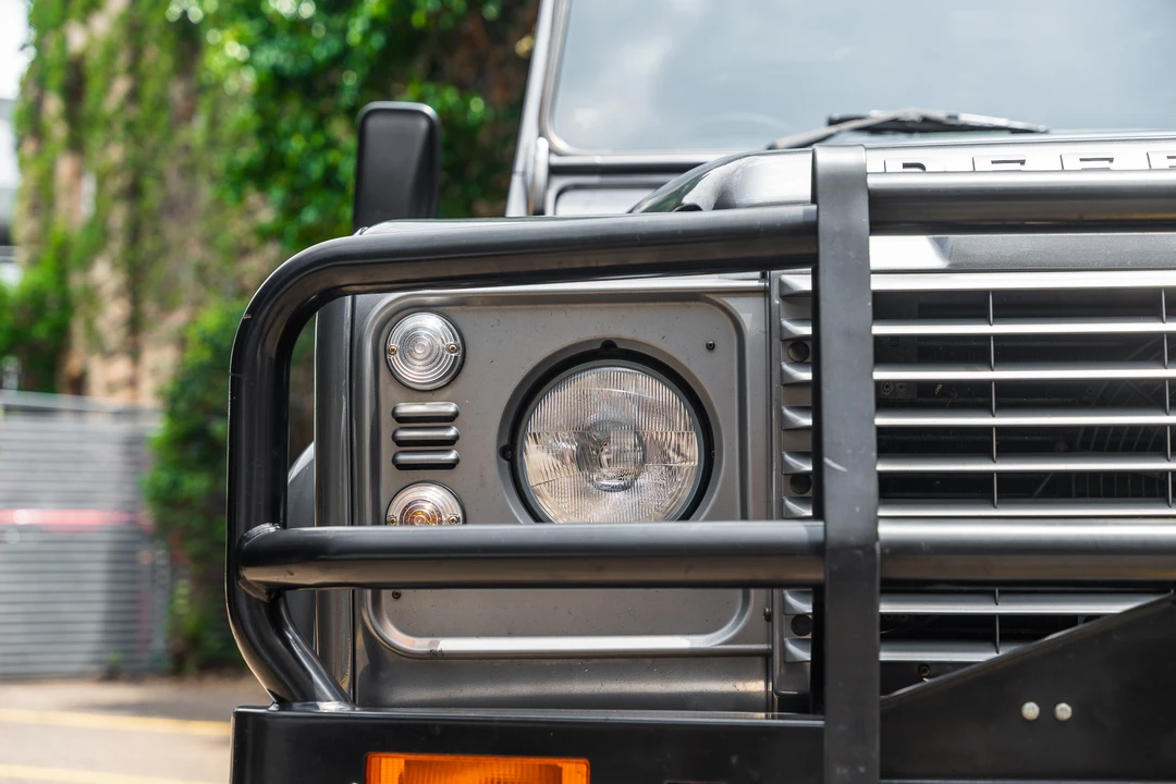 2015 Land Rover Defender 90 - Image 31 of 31