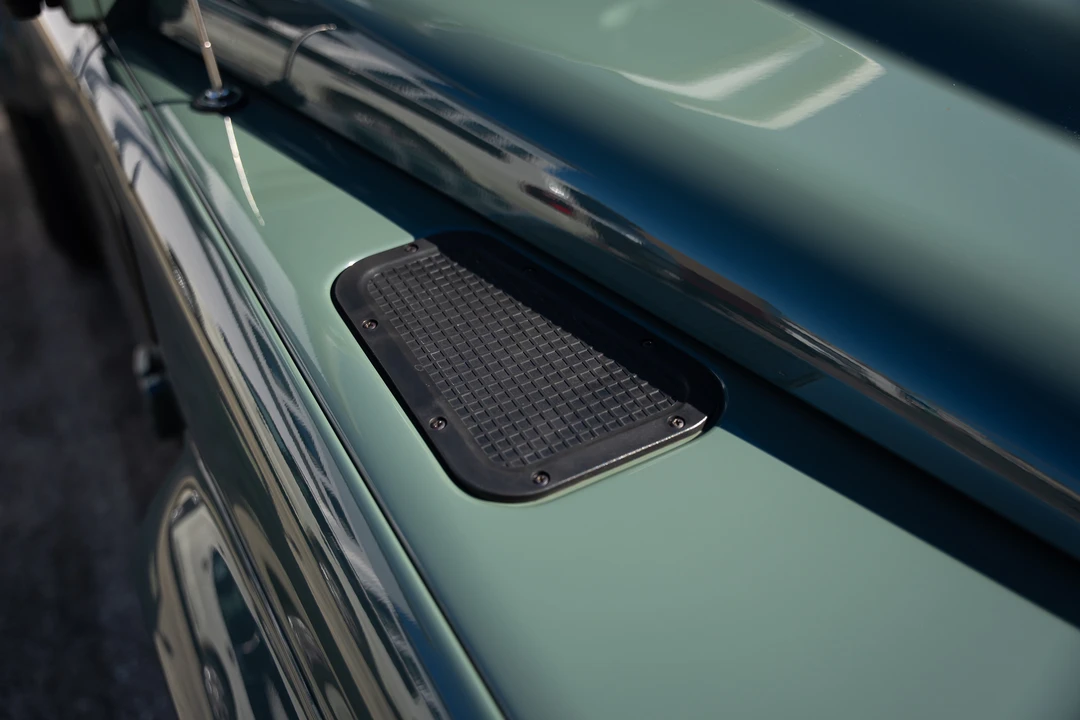 2015 Land Rover Defender 90 - Image 28 of 31
