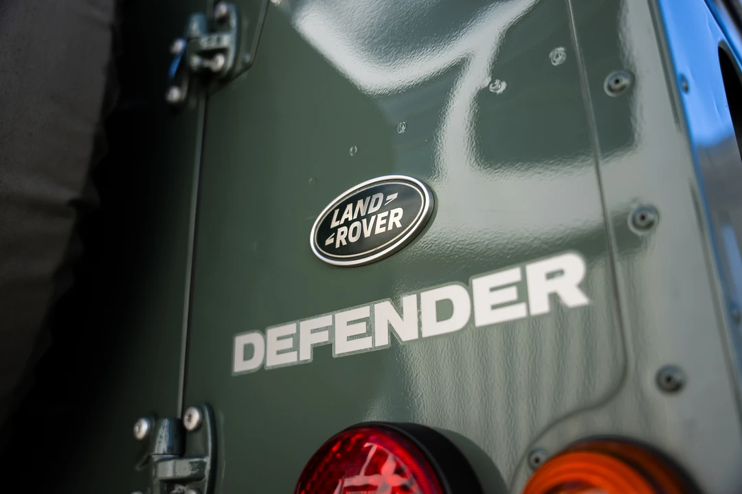 2015 Land Rover Defender 90 - Image 31 of 31