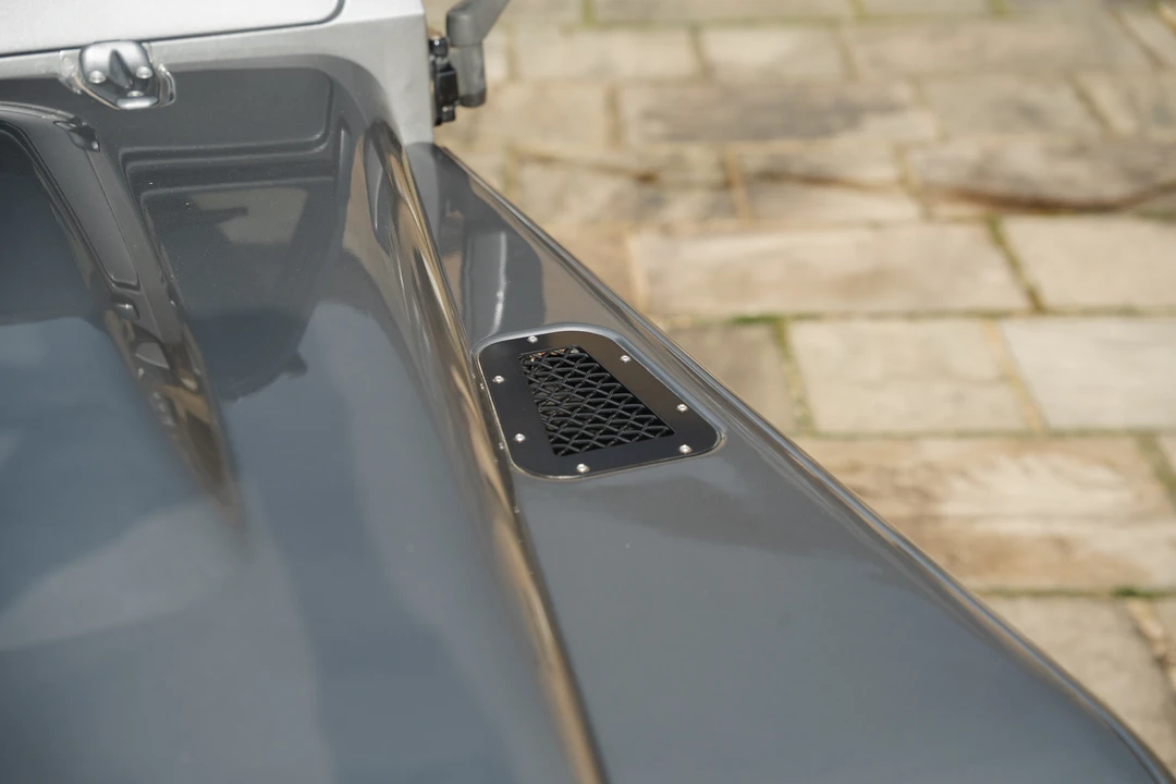 2015 Land Rover Defender 90 - Image 11 of 31