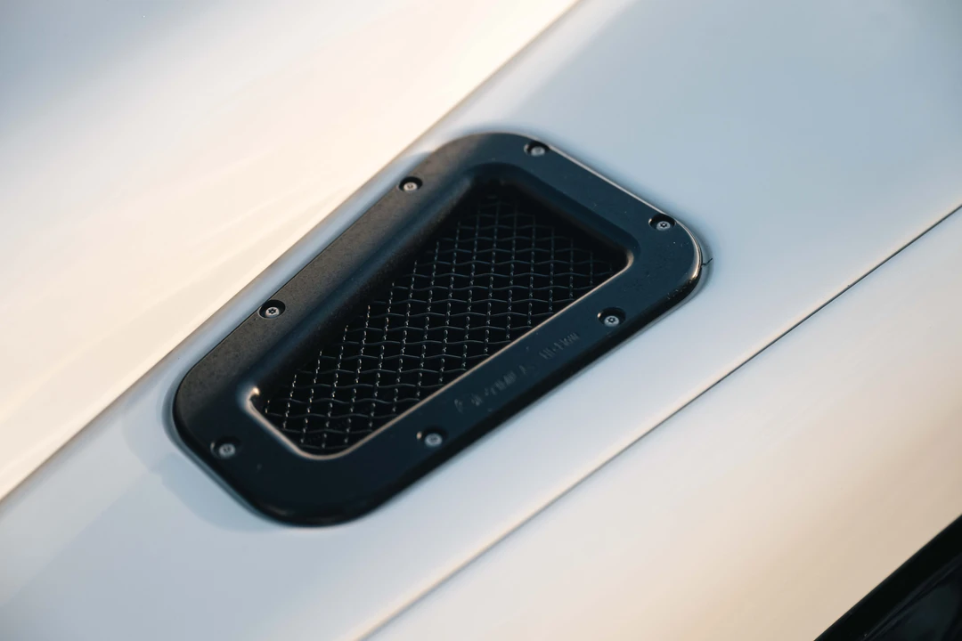 2015 Land Rover Defender 90 - Image 25 of 31