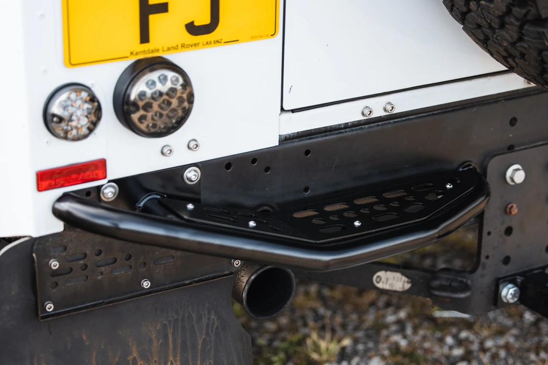 2015 Land Rover Defender 90 - Image 22 of 31